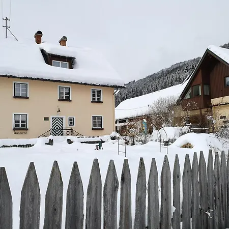 Abenteuerhof דירה